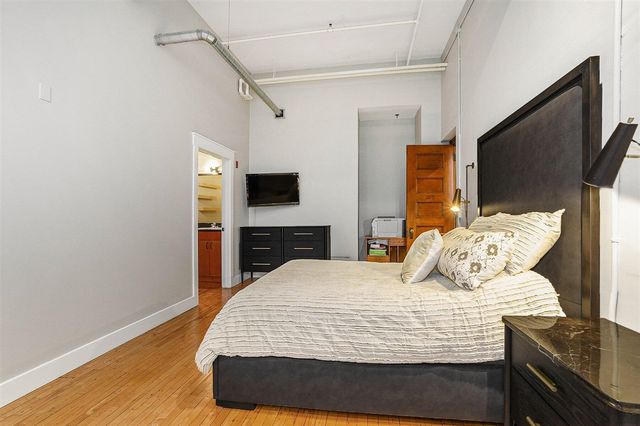 600 Broadway Avenue 239, Grand Rapids, MI 49504