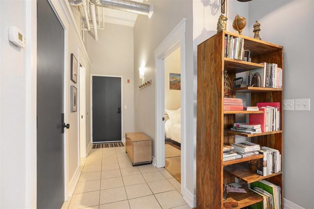 600 Broadway Avenue 239, Grand Rapids, MI 49504