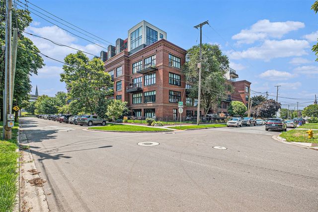 600 Broadway Avenue 239, Grand Rapids, MI 49504