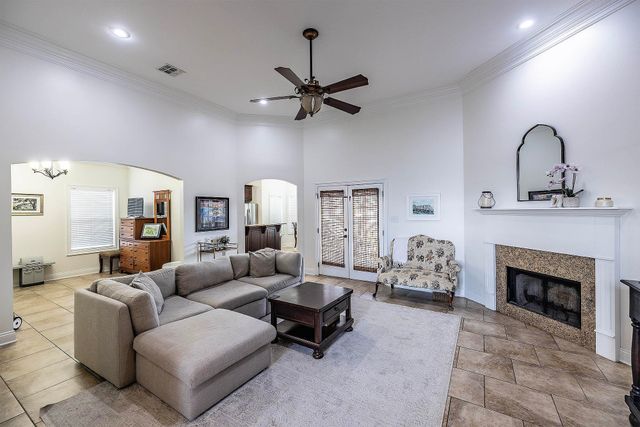 267 James Edison Drive, Gray, LA 70359