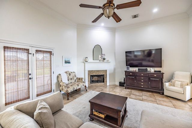 267 James Edison Drive, Gray, LA 70359