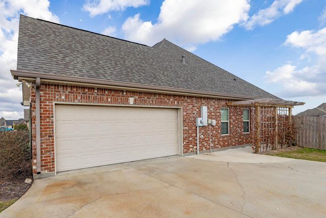 267 James Edison Drive, Gray, LA 70359