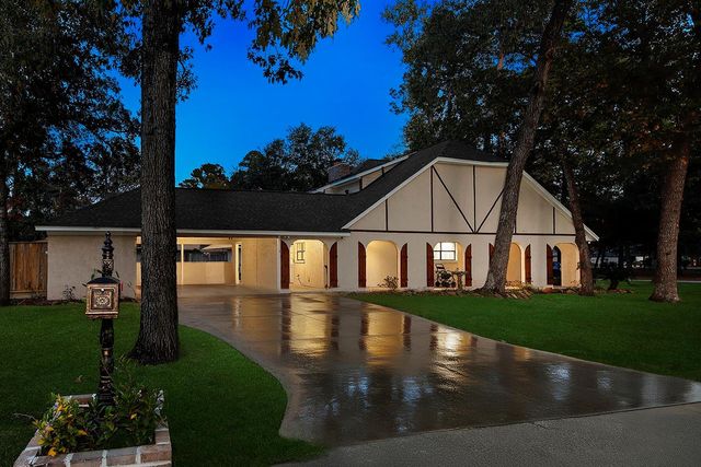 650 Bellingrath Park, Conroe, TX 77302