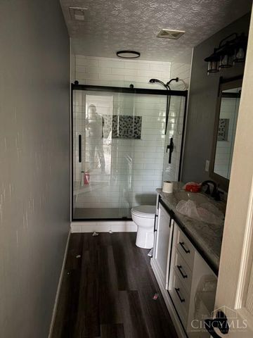 1076 Oak Forest Drive, Hamilton Twp, OH 45152