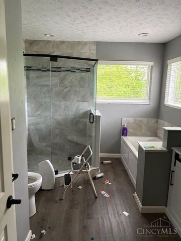 1076 Oak Forest Drive, Hamilton Twp, OH 45152