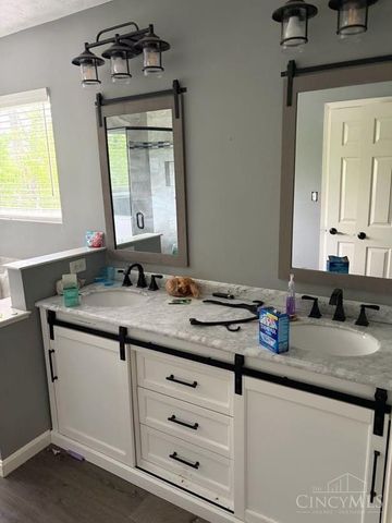 1076 Oak Forest Drive, Hamilton Twp, OH 45152