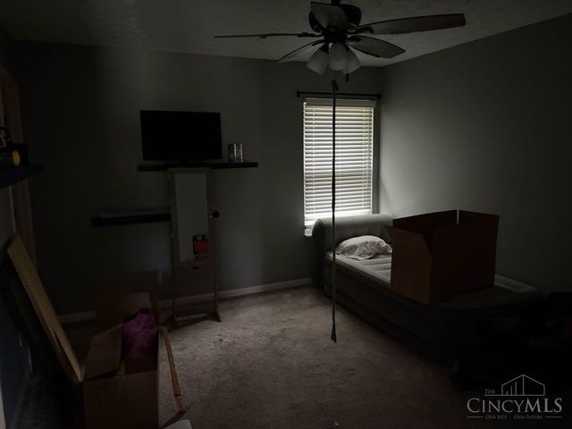 1076 Oak Forest Drive, Hamilton Twp, OH 45152