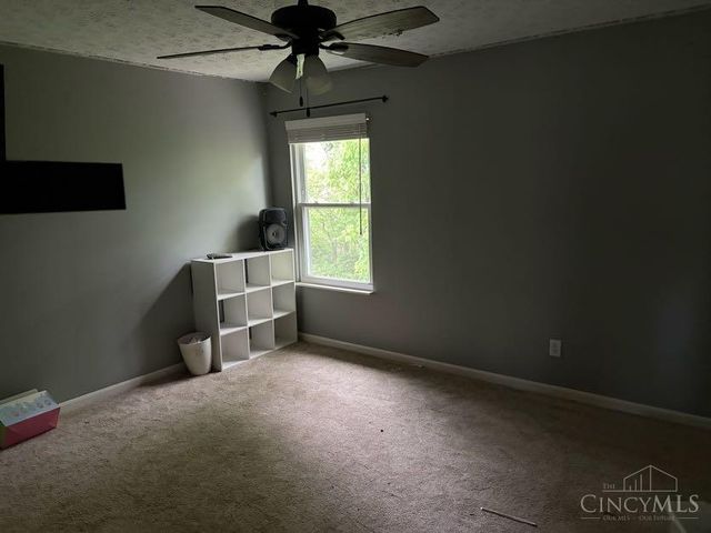 1076 Oak Forest Drive, Hamilton Twp, OH 45152