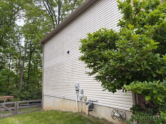 1076 Oak Forest Drive, Hamilton Twp, OH 45152