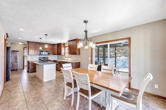 W7297 WILD TURKEY LANE, Shiocton, WI 54170