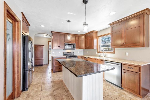 W7297 WILD TURKEY LANE, Shiocton, WI 54170