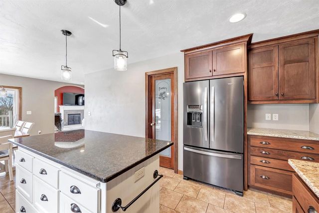 W7297 WILD TURKEY LANE, Shiocton, WI 54170