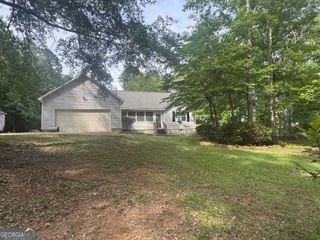 102 Discovery Bay NW, Milledgeville, GA 31061