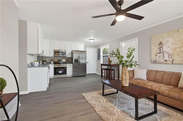 6320 Grimes AVE, Norfolk, VA 23518