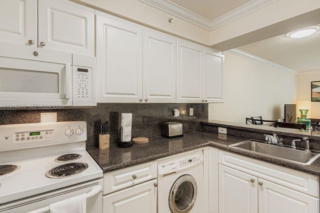 2501 S Ocean Dr 1032, Hollywood, FL 33019