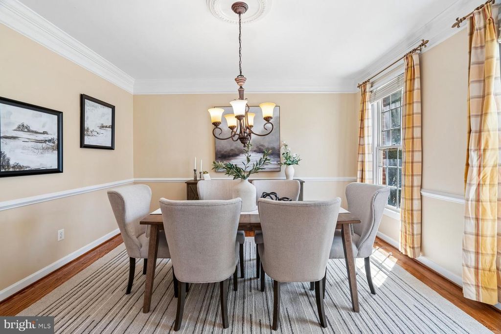 Image 26 of property listing at 614 LINSLADE ST, Gaithersburg, MD 20878