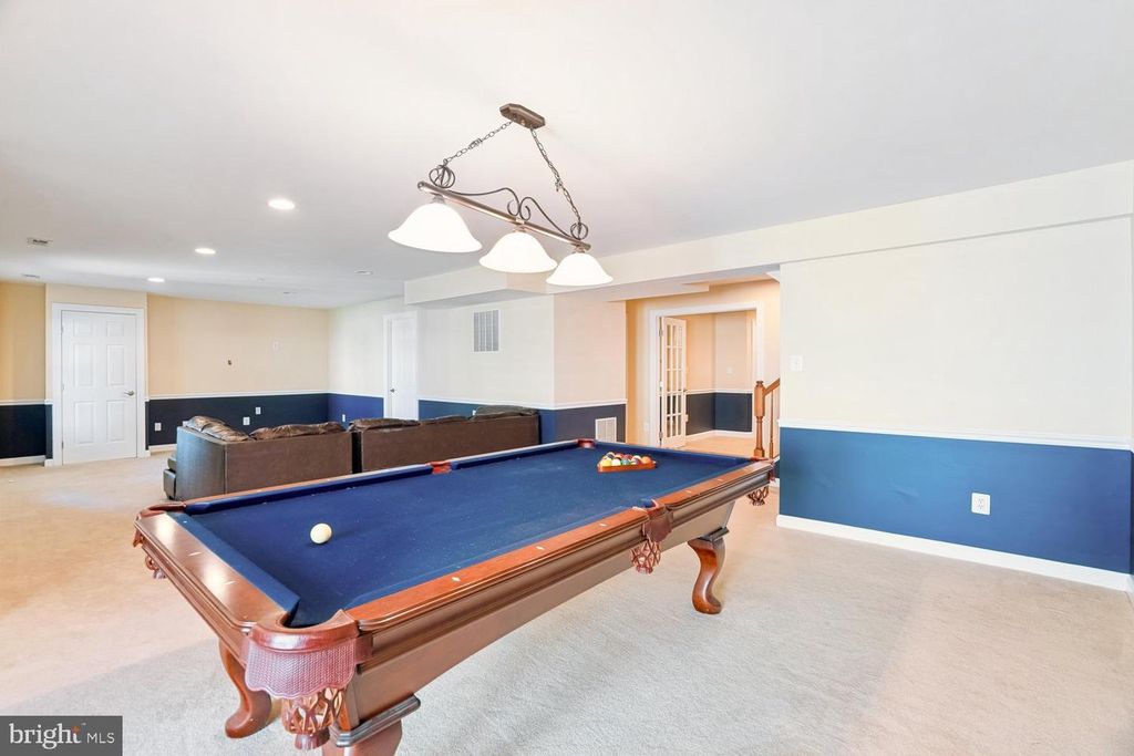 Image 48 of property listing at 614 LINSLADE ST, Gaithersburg, MD 20878