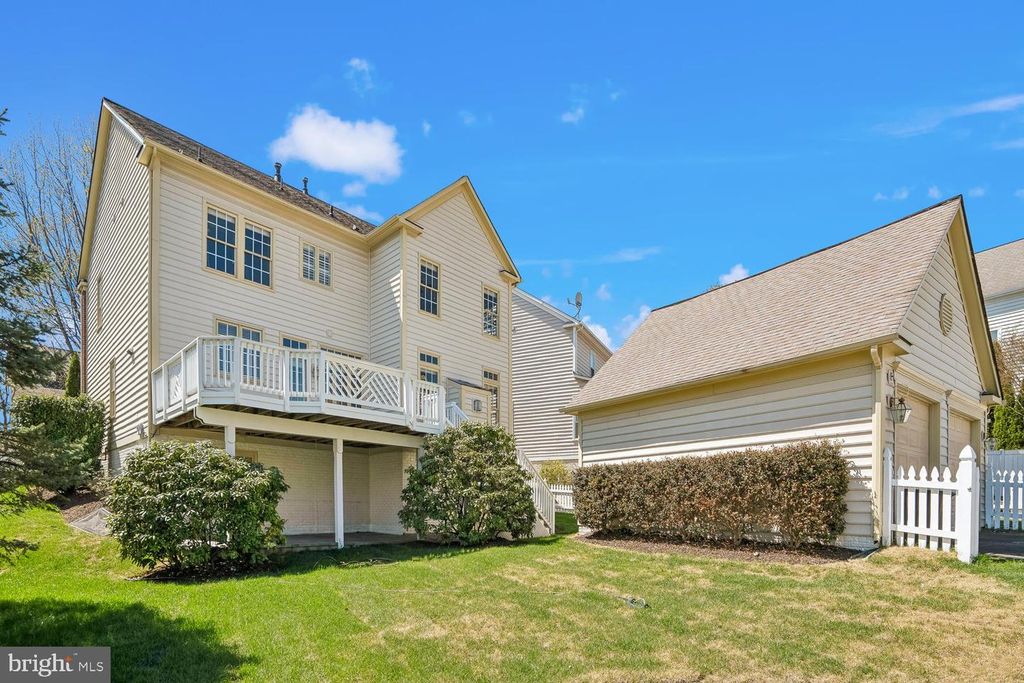 Image 58 of property listing at 614 LINSLADE ST, Gaithersburg, MD 20878