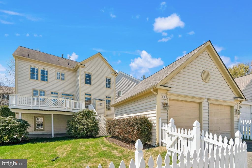 Image 59 of property listing at 614 LINSLADE ST, Gaithersburg, MD 20878