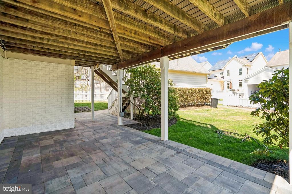 Image 63 of property listing at 614 LINSLADE ST, Gaithersburg, MD 20878