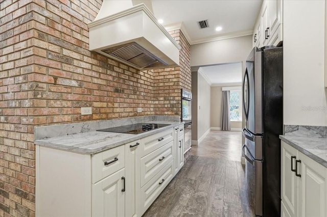 325 SHEFFIELD CIRCLE W, Palm Harbor, FL 34683