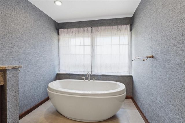 325 SHEFFIELD CIRCLE W, Palm Harbor, FL 34683