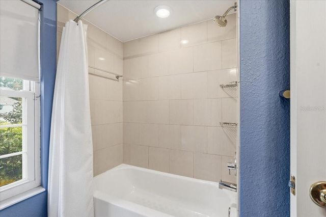 325 SHEFFIELD CIRCLE W, Palm Harbor, FL 34683