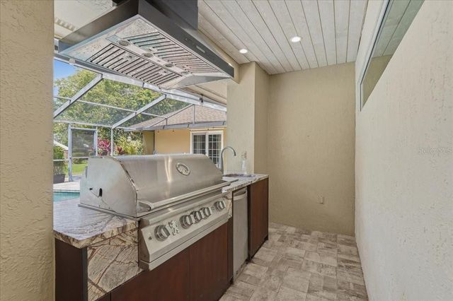 325 SHEFFIELD CIRCLE W, Palm Harbor, FL 34683