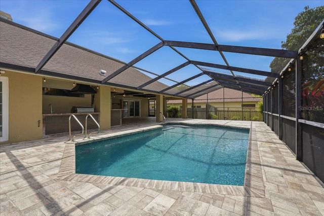 325 SHEFFIELD CIRCLE W, Palm Harbor, FL 34683