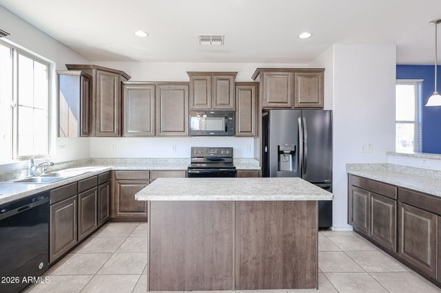 11967 W RIO VISTA Lane, Avondale, AZ 85323