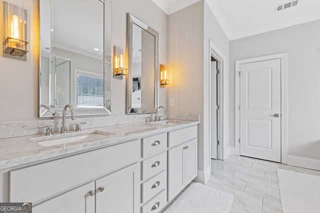 1560 Tapestry Ridge, Lawrenceville, GA 30045