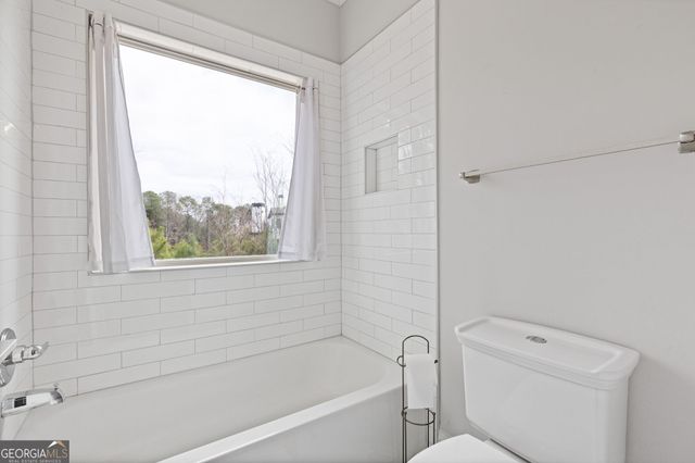 1560 Tapestry Ridge, Lawrenceville, GA 30045