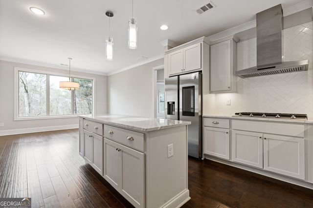 1560 Tapestry Ridge, Lawrenceville, GA 30045