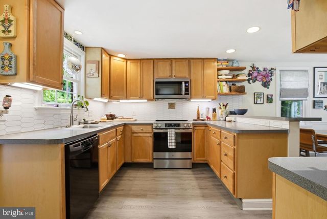 53 LETITIA LN, Media, PA 19063