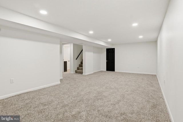 1825 POWDER MILL RD, York, PA 17402