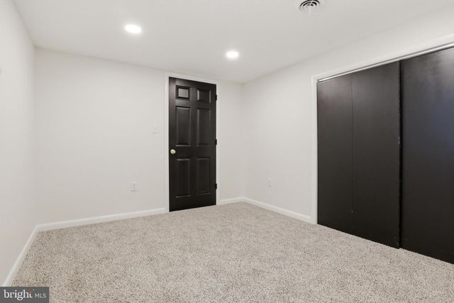 1825 POWDER MILL RD, York, PA 17402
