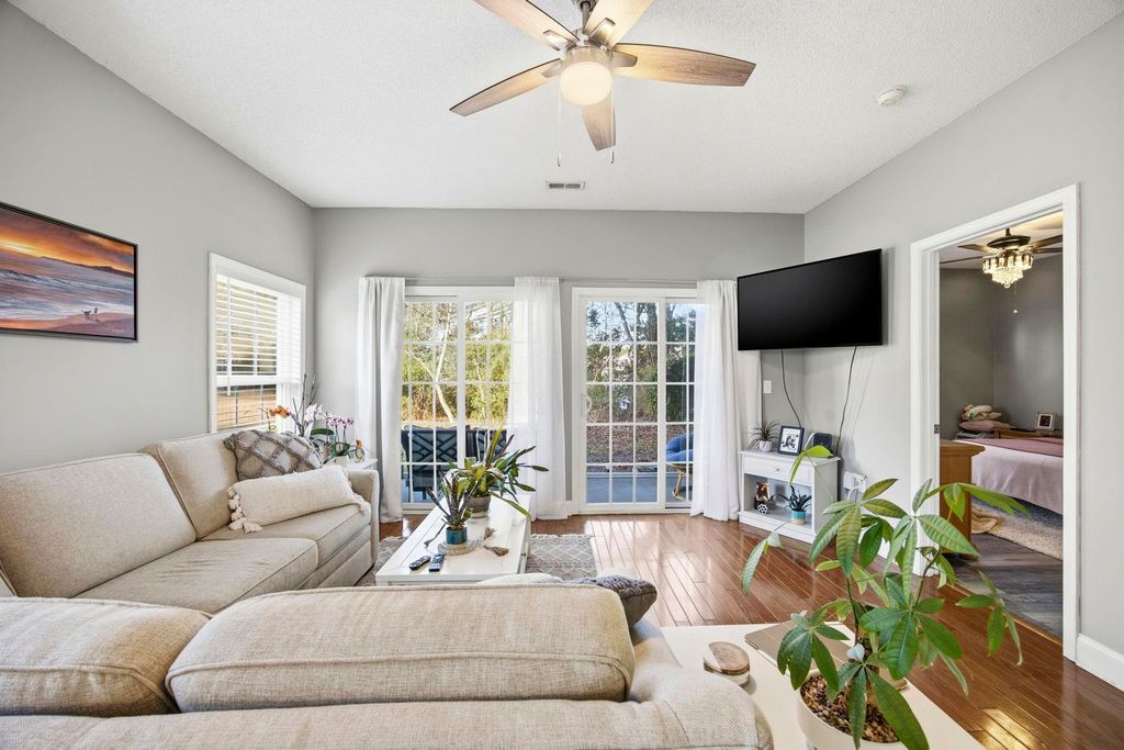 5026 Belleglen Ct Apt 101, Myrtle Beach, SC 29579 — photo 3