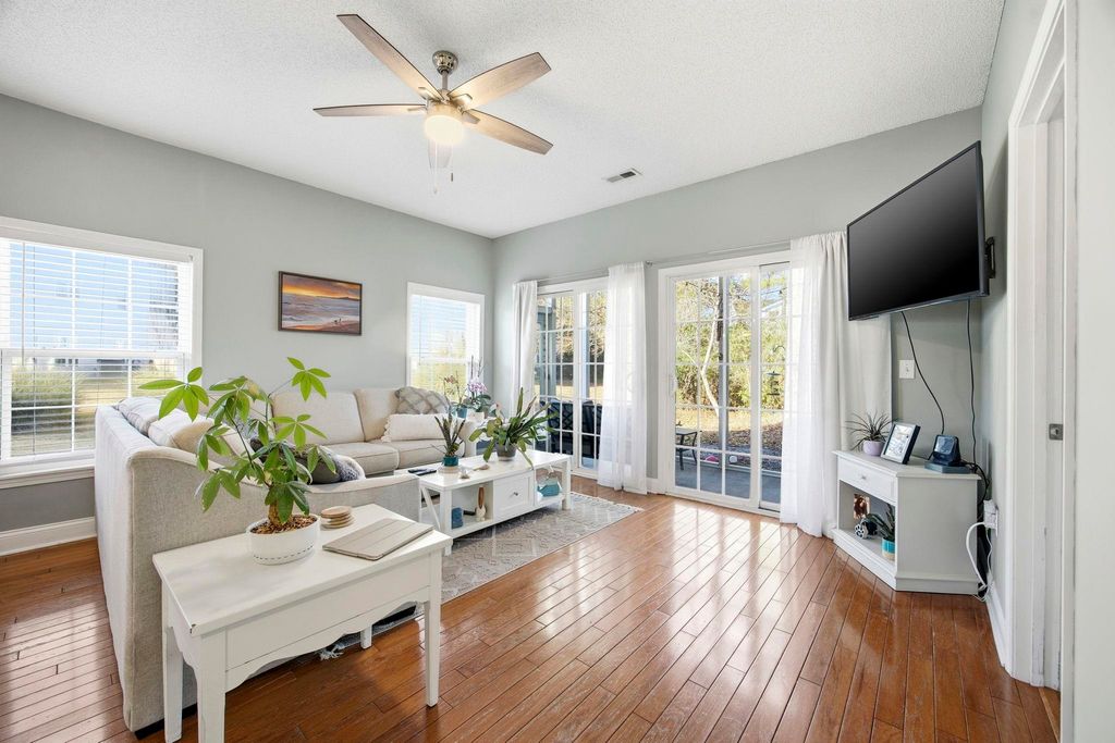 5026 Belleglen Ct Apt 101, Myrtle Beach, SC 29579 — photo 5