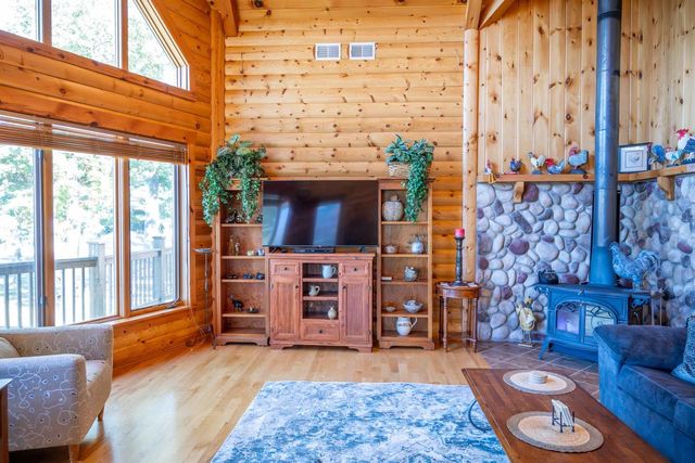 1948 Hill Avenue, Friendship, WI 53934