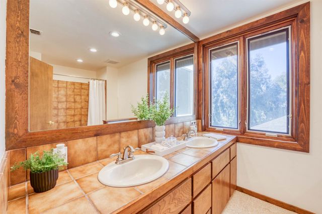 4578 Millerton Road, Friant, CA 93626