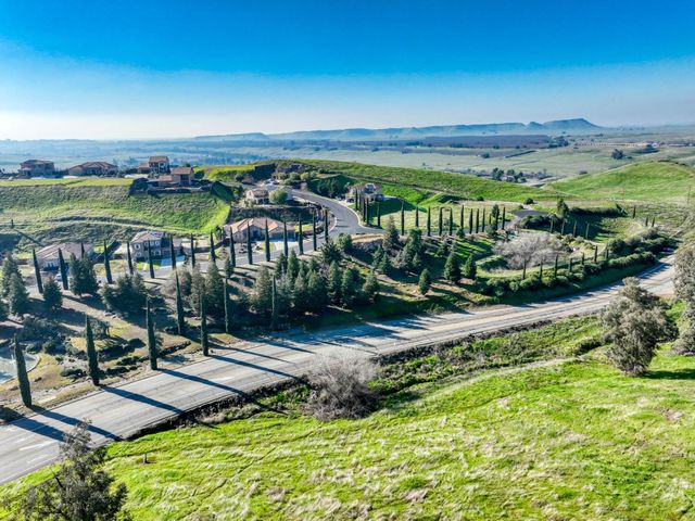 4578 Millerton Road, Friant, CA 93626