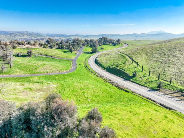 4578 Millerton Road, Friant, CA 93626