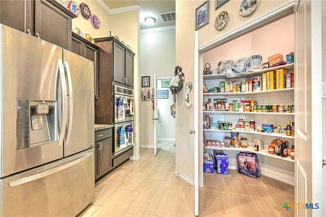 4402 Guildford Drive, Belton, TX 76513