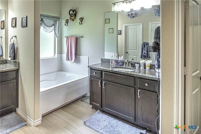 4402 Guildford Drive, Belton, TX 76513