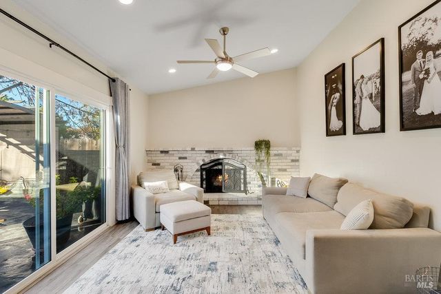 125 Easson Ct, Vallejo, CA 94591