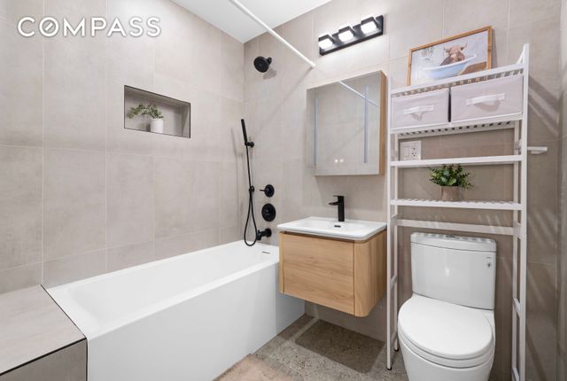 1218 Putnam Ave Apt 1A, New York City, NY 11221