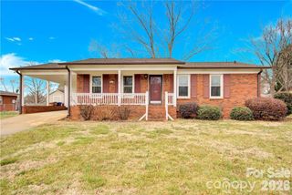 102 Wendover Drive, Lincolnton, NC 28092