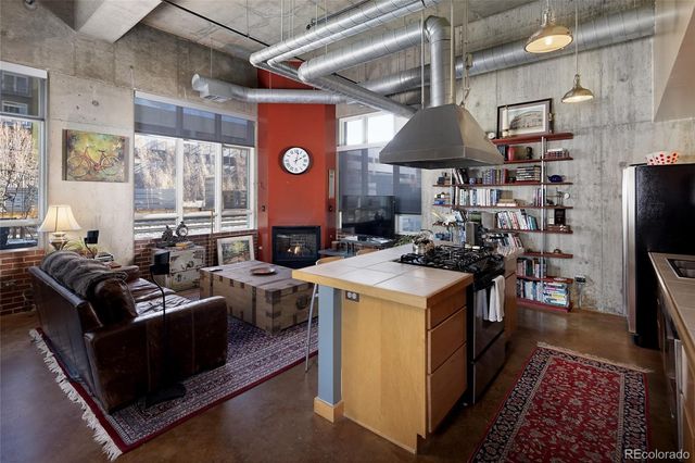 2000 Little Raven Street 102, Denver, CO 80202