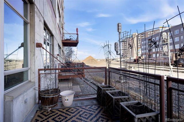 2000 Little Raven Street 102, Denver, CO 80202