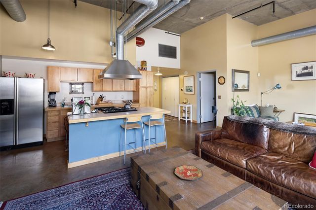 2000 Little Raven Street 102, Denver, CO 80202